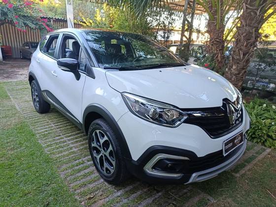 RENAULT CAPTUR 1.3 TCE FLEX INTENSE X-TRONIC RENAULT CAPTUR 1.3 TCE FLEX INTENSE X-TRONIC